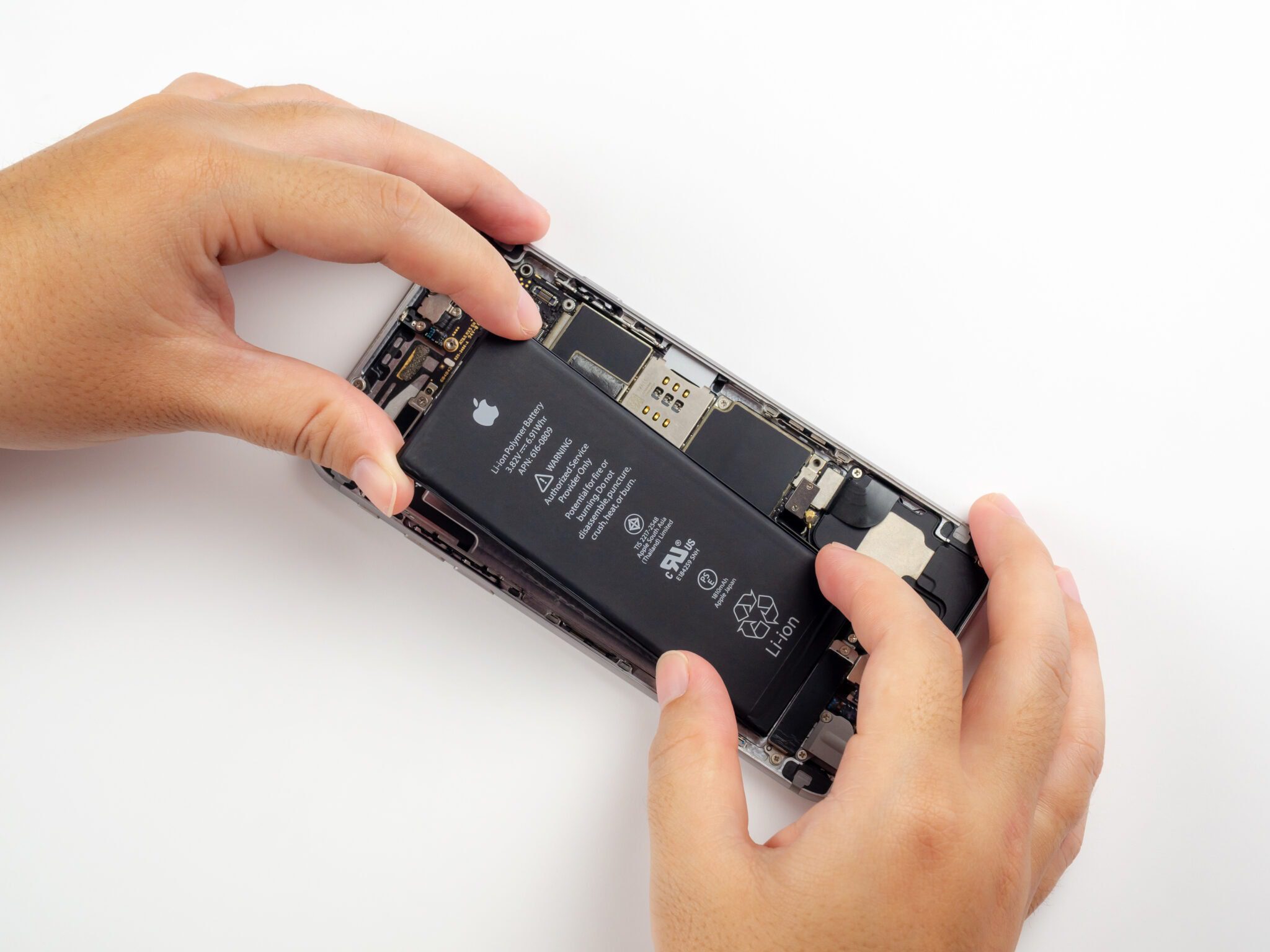 All You Need to Know About iPhone Battery Replacement Pulptech